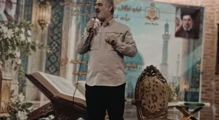 تلاوت قاری بین‌المللی قرآن در آستان امامزاده تفرش