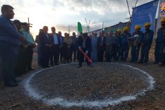 کلنگ نیروگاه خورشیدی تفرش برزمین زده شد