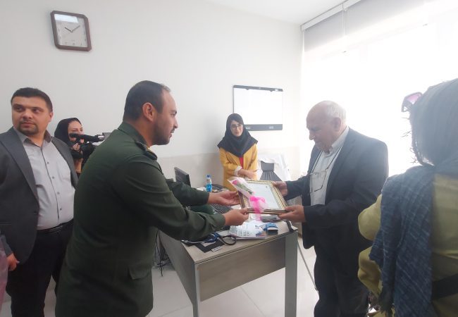 به رسم ادب تقدیر شد