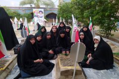 دانش‌آموزان ادامه دهنده راه شهدا