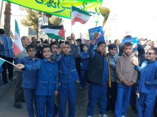 خروش مردم تفرش در راهپیمایی ۱۳ آبان