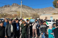 استقبال مردم روستای کهک از شهید گمنام