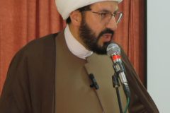 آغاز عملیات کاشی‌کاری گنبد امامزاده محمد(ع) تفرش