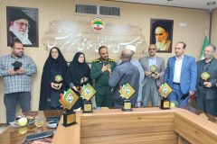تجلیل از جمعی از دست اندرکاران افتتاحیه کنگره شهدای استان مرکزی در شهرستان تفرش