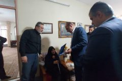 حضور استاندار مرکزی در منزل شهیدان کمالی‌مقدم