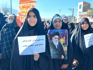 پاسخ مردم تفرش به آشوبگران