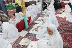 دختران معتکف تفرشی از حس حضور خود در اعتکاف گفتند