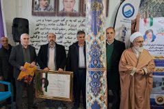 تجلیل از برگزیدگان بخش کشاورزی در روستای سرآبادان شهرستان تفرش همزمان با دهه فجر